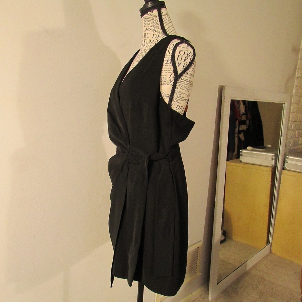 Zara Black Wrap Mini Dress - Picture 7 of 9